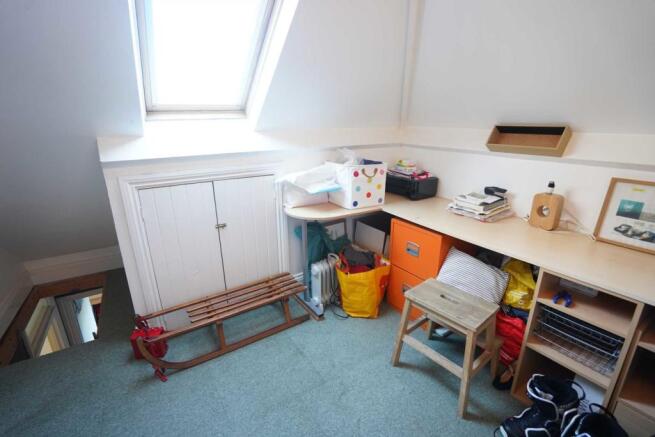 Photo 12