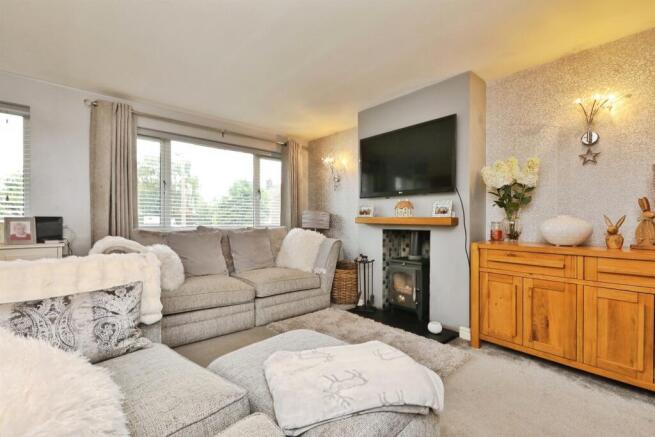 3 bed Semi-Detached for sale Image 11