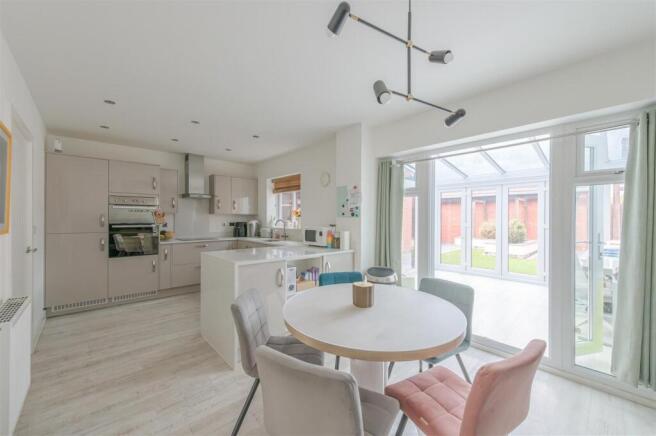 Philip Bent Road, Ashby-De-La-Zouch, LE65 photo 4