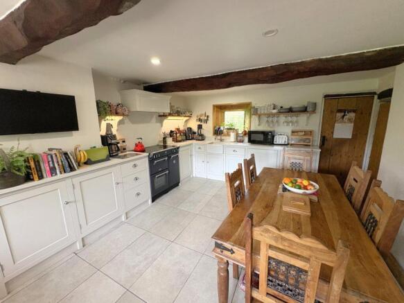 3 bed Detached for sale Image 4