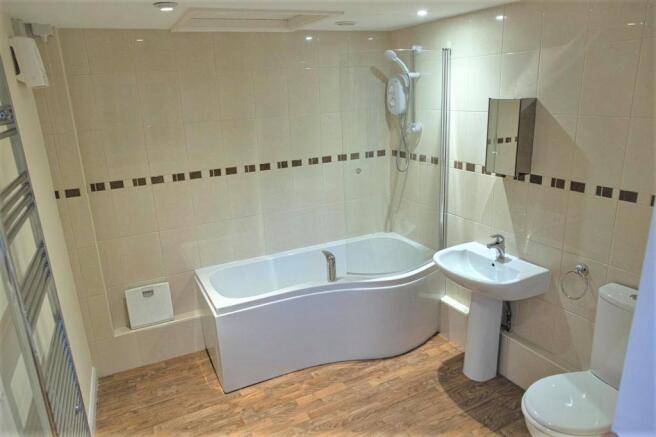 Cottage Bathroom