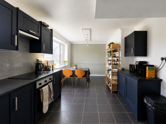 3 bed Semi-Detached for sale in rotherham