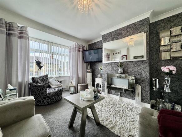 Sunnymead, Waterloo, Huddersfield, HD5 9XR photo 5