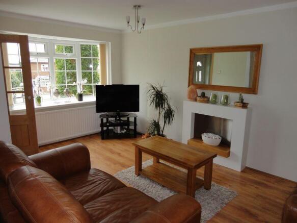 LOUNGE1