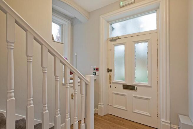 2 bed Apartment for sale Image 11