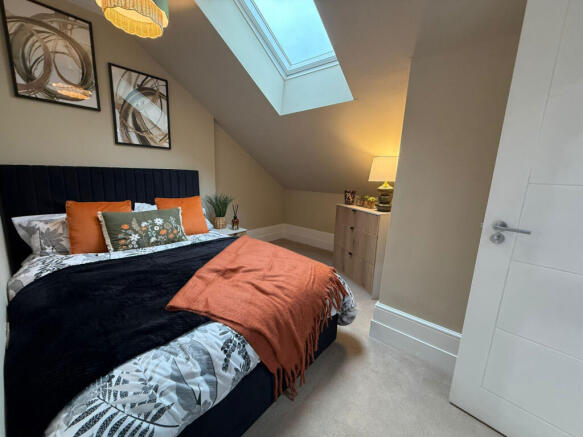 2 bed Flat to rent Image 11