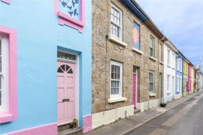 25, Daniel Place, Penzance TR18 4DU