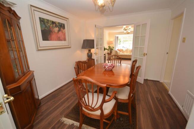 Dining room.jpg