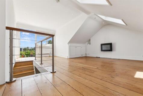 Coombe Road, London, W4