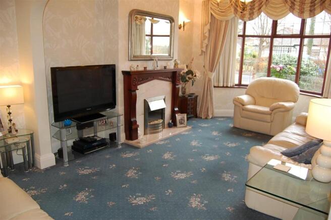 Extended Lounge