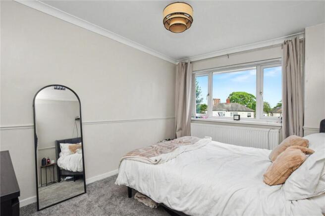 3 bed Semi-Detached for sale Image 6