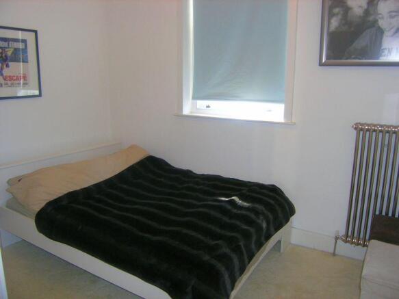 Boundary Road 109a Bedroom.jpg