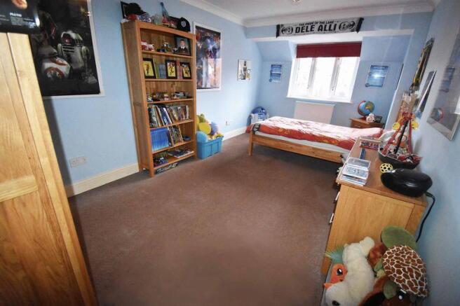 Photo 10