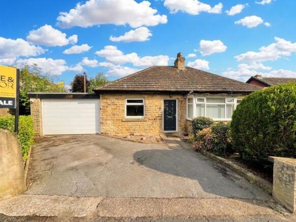 3 bed Detached Bungalow for sale in huddersfield