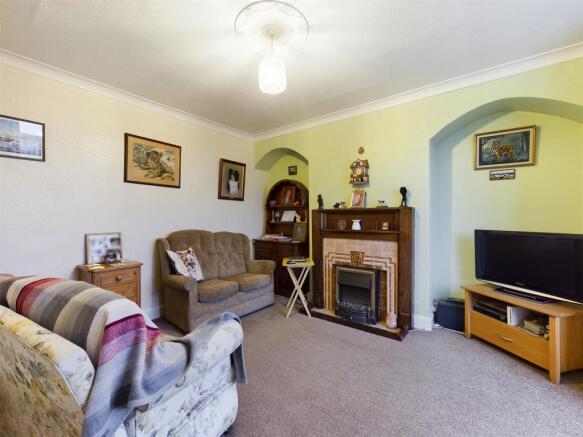 CAM00472P1-PR0147-STILL08.jpg