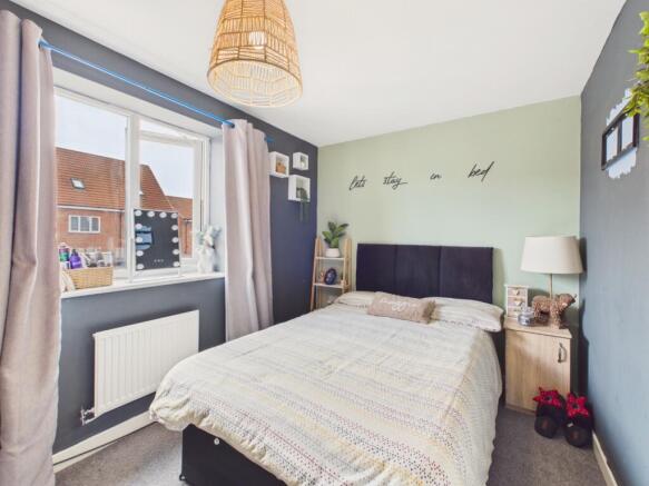 3 bed Terraced for sale Image 9