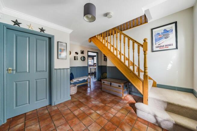 6 bed Detached for sale Image 8
