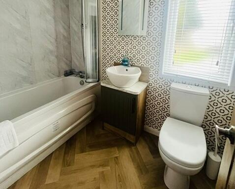 2 bed Lodge for sale Image 10