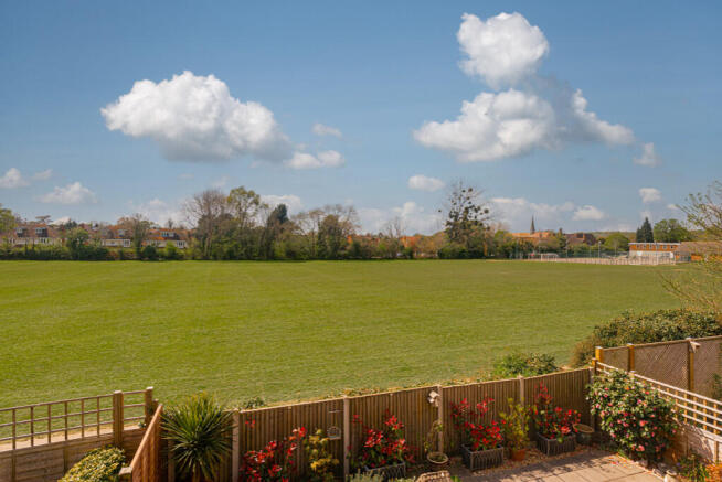 Detached Garden