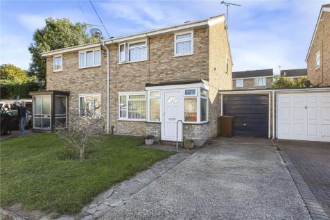 Moor Park Close, Rainham, Gillingham, Kent, ME8