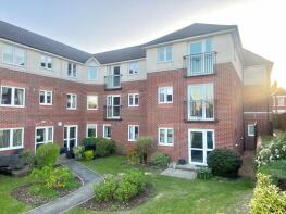 45, Faregrove Court, Grove Road, Fareham PO16 7AS