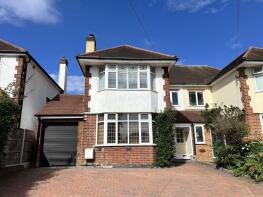 64, Chelmsford Road, Brentwood CM15 8RJ