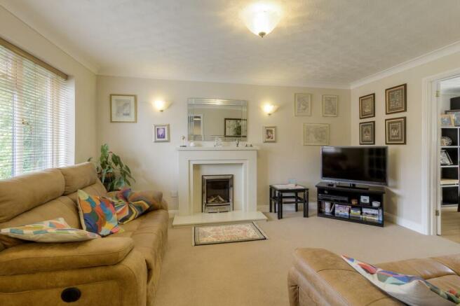 Sitting room.jpg