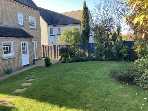 garden1.jpg