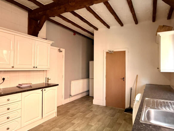 12MorleyRoad20260715-interior-9-tRykTFIO3KWgHaJ...