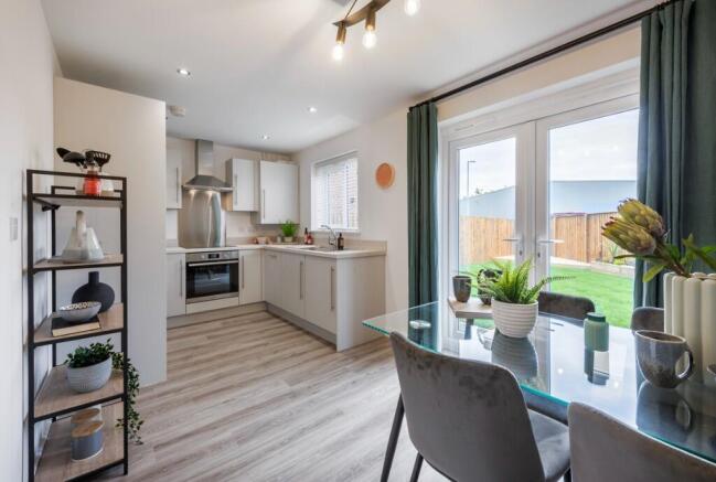 3 bed Semi-Detached for sale Image 4