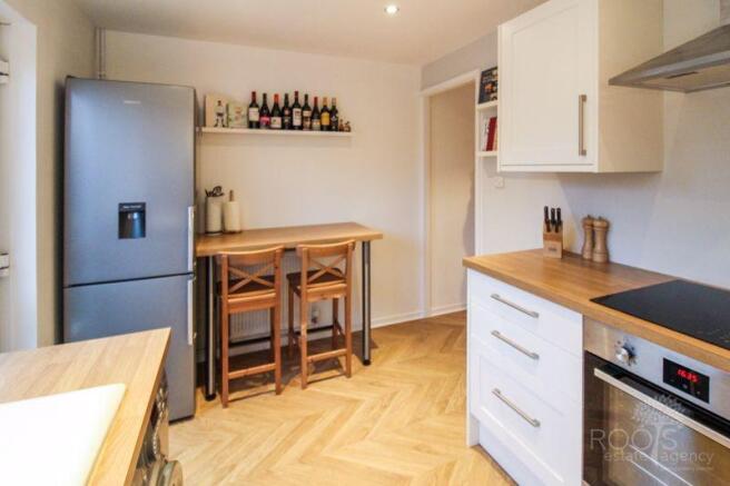 Kitchen/breakf...