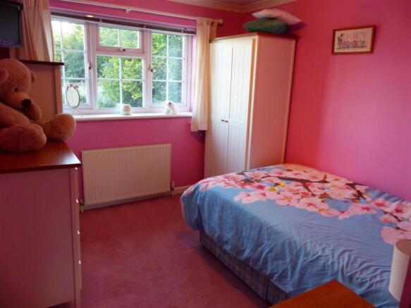 BEDROOM 4