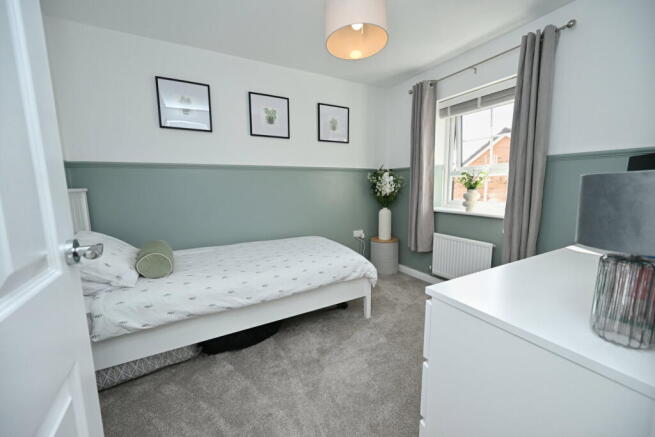 3 bed Semi-Detached for sale Image 12