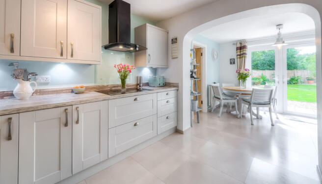 Kitchen/breakfast...