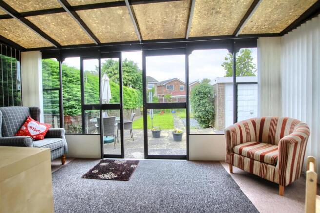 3 bed Semi-Detached for sale Image 6