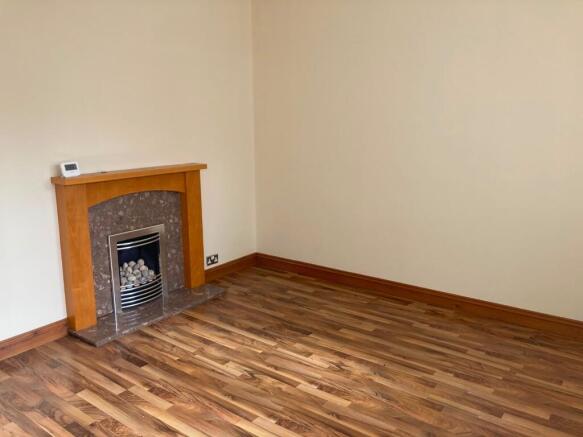 2 bed Semi-Detached for sale Image 8