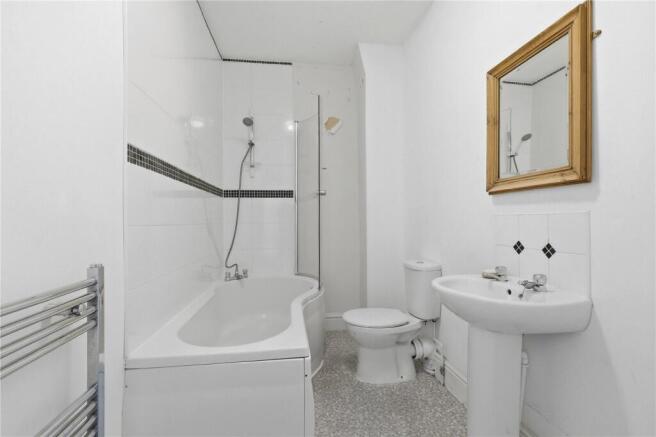 3 bed Terraced for sale Image 11