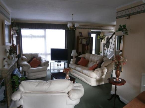 Lounge / Dining Room