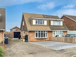 46, Silverdale Grove, Rushden NN10 6UG