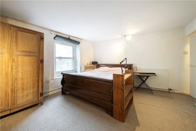 3 bed House for sale Image 11