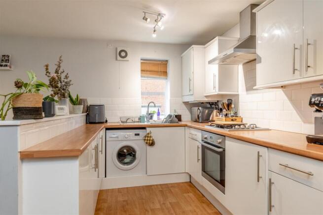 Lincombe Road, Downend Kitchen.jpg