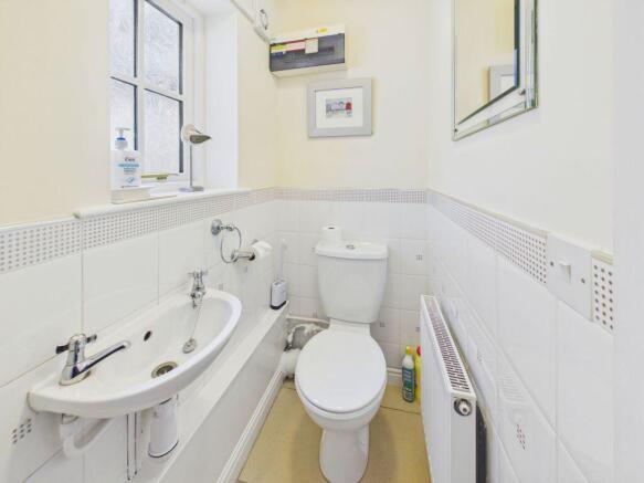 2 bed Cottage for sale Image 7