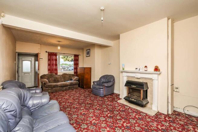 Lounge/Dining Room