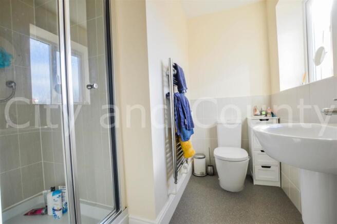 ensuite 2