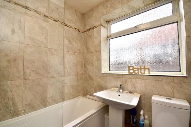 3 bed Semi-Detached Bungalow for sale Image 10