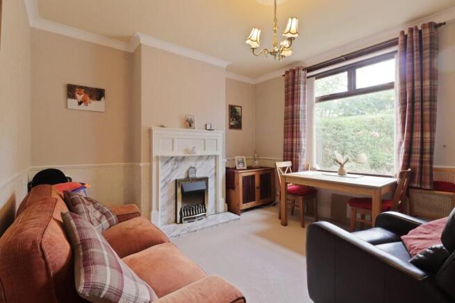 4 bed Semi-Detached for sale Image 10