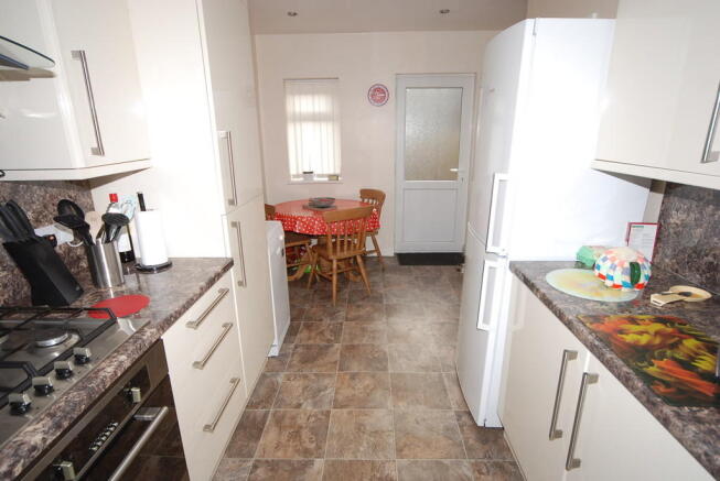 KITCHEN DINER