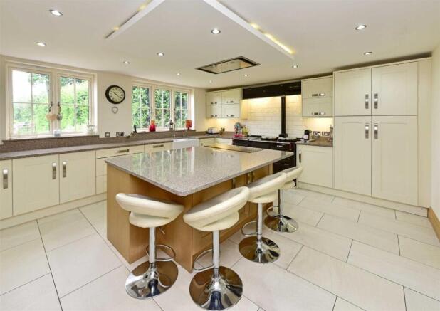 Roundabout Cottage 2