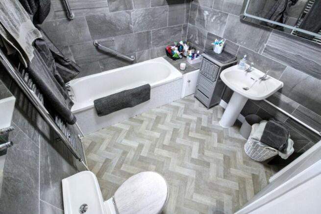 Photo 11