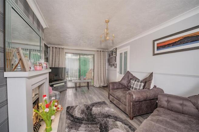 122 Balunie Avenue Dundee-1.JPG